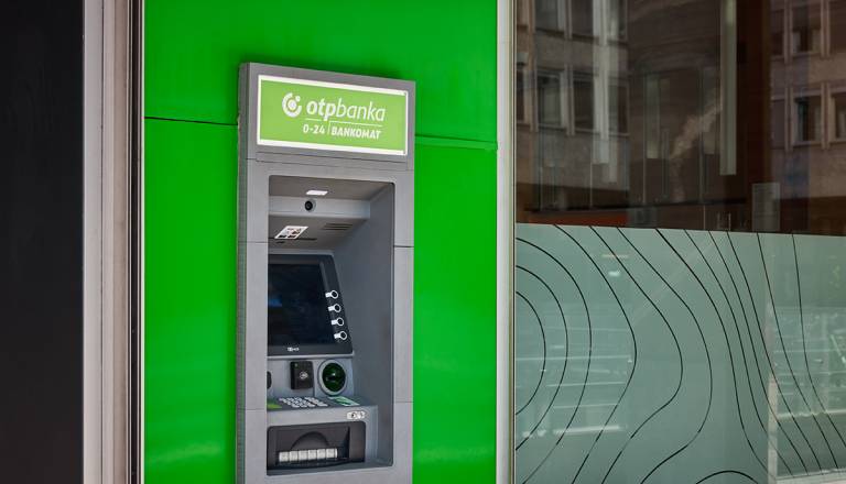Goljufi ciljajo na bančne komitente, banka izdala opozorilo