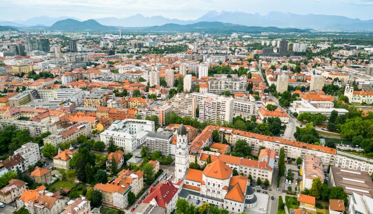 Se nakup ljubljanskega stanovanja za oddajanje še izplača? Poglejmo številke