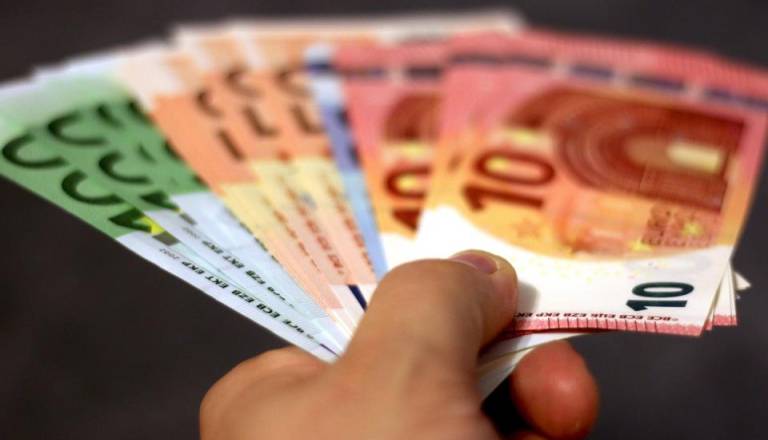Ste med prejemniki? Danes izplačilo, naslednje šele novembra