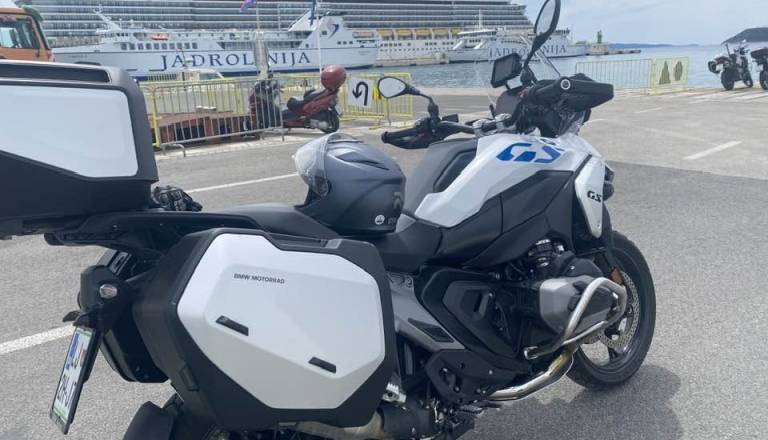 »Toliko o Ljubljani kot lepem in varnem mestu«: Nekdanjemu uredniku Dela ukradli motor, za informacije ponuja nagrado