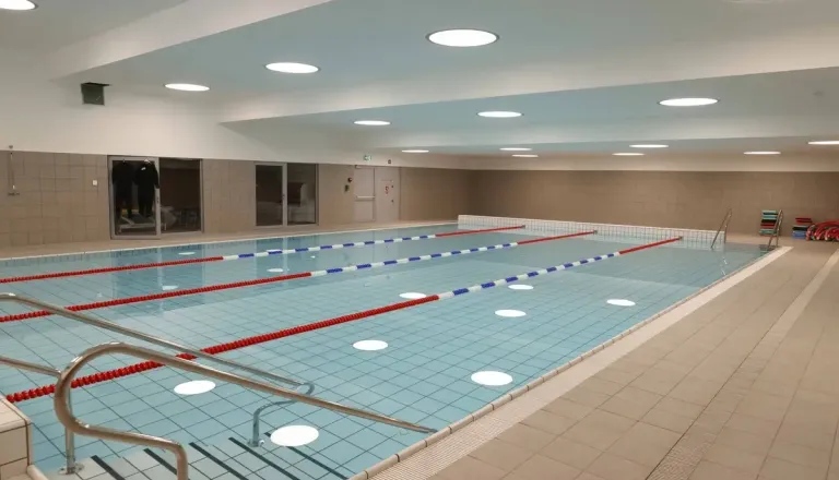 Med jesenskimi počitnicami brezplačno v radovljiški bazen