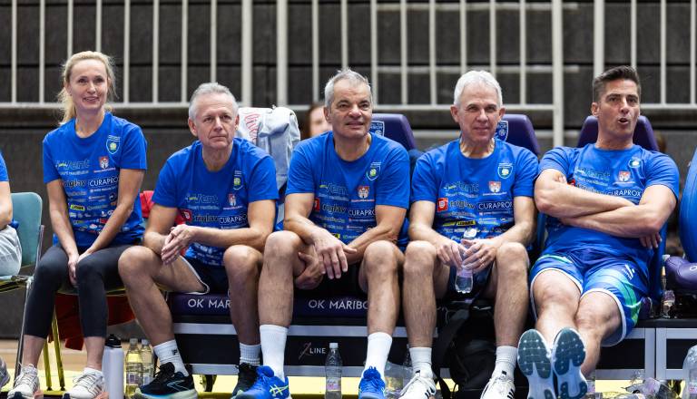 FOTO in VIDEO: Mariborski odbojkarski klub praznuje 50 let, na parketu tudi Arsenovič, Tavares in Urnaut