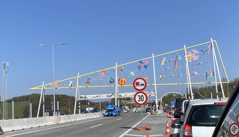 Pri sosedih se dražijo vinjete: Toliko bodo morali vozniki odšteti po novem