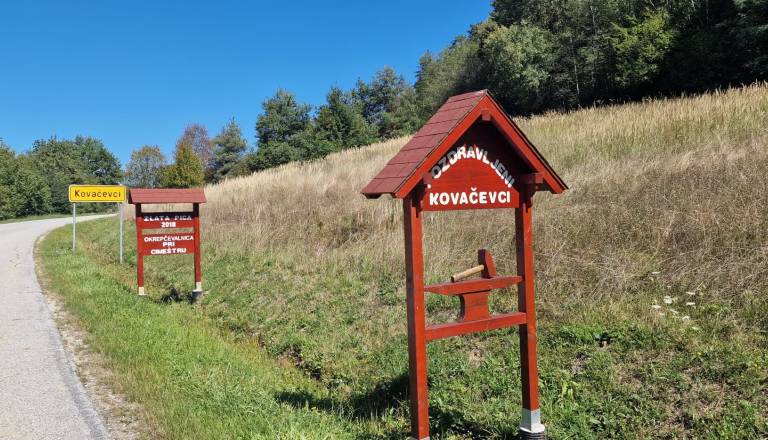 Družina iz Kovačevcev že 13 let brez ustreznega doma, kaj so o primeru povedali kandidati za župana?