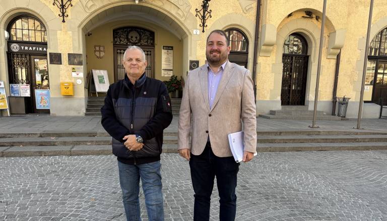 Kdo se s Čušem podaja na volitve? Razkrivamo vseh 29 imen na listi