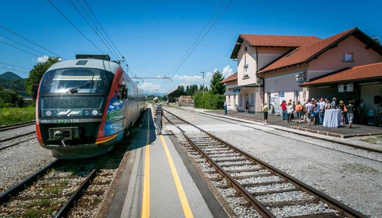 Civilna iniciativa proti predlaganim spremembam trase nove železniške proge