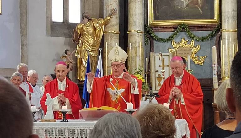 Nekdanji mariborski nadškof Franc Kramberger praznuje 90. rojstni dan