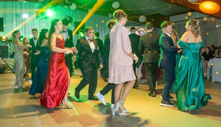 FOTO in VIDEO: Takole so v Melincih zaplesali dijaki Biotehniške šole Rakičan