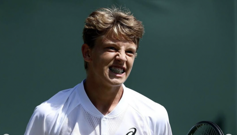 Kakšen uspeh! 17-letni slovenski teniški up osvojil mladinski grand slam 