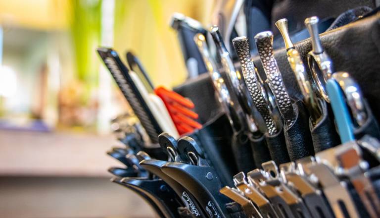 Nastradala novomeški frizerski salon in gostilna