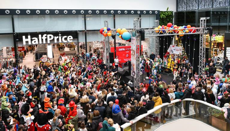 Pustno-zaljubljeni vikend v Cityparku: pustovanje s Čuki in Valentinov sejem 