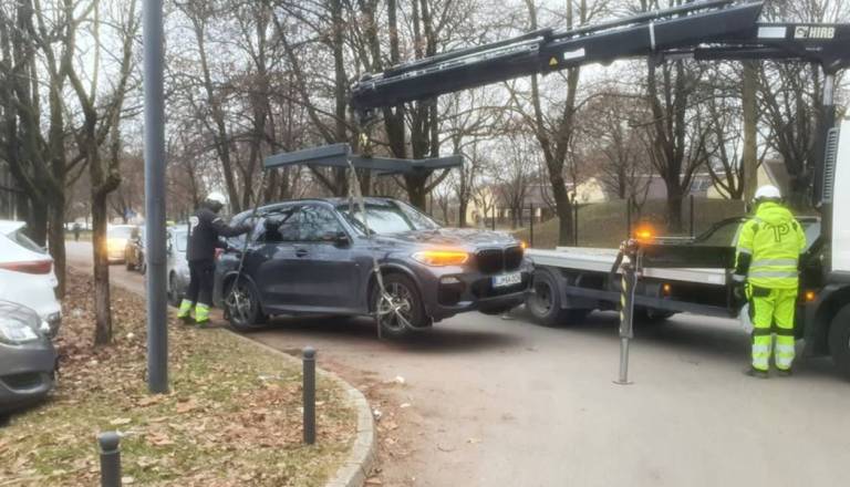 Prebivalci Štepanjskega naselja zaradi novega parkirnega režima s tožbo zoper občino