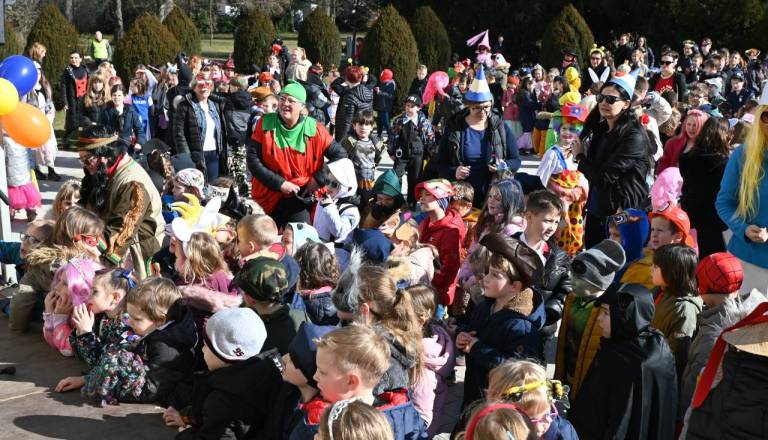 Kam ta konec tedna? Pomurje bo v znamenju ljubezni in pustovanj