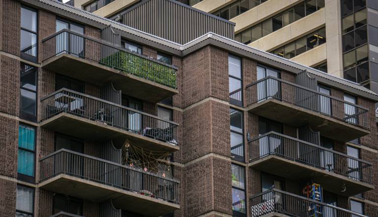 Prihodnja vlada pred izzivom: Zagotavljanje stanovanj tudi z ukrepi na najemnem trgu