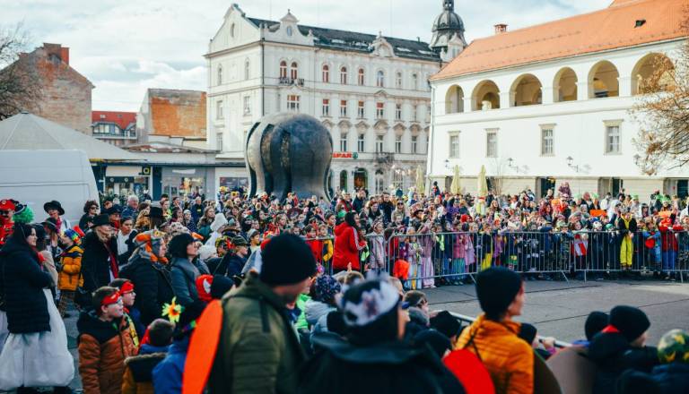 Kam ta konec tedna? Štajerska bo v znamenju valentinovih koncertov in pustovanj