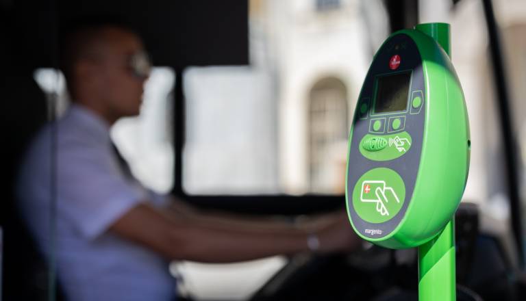 Nočni mestni promet, LPP odgovarja na primerjave s Češko