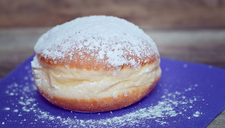 Pust je tik pred vrati! Bralci Ptujinfo ste izbrali naj krofe, zmaga gre v roke ...