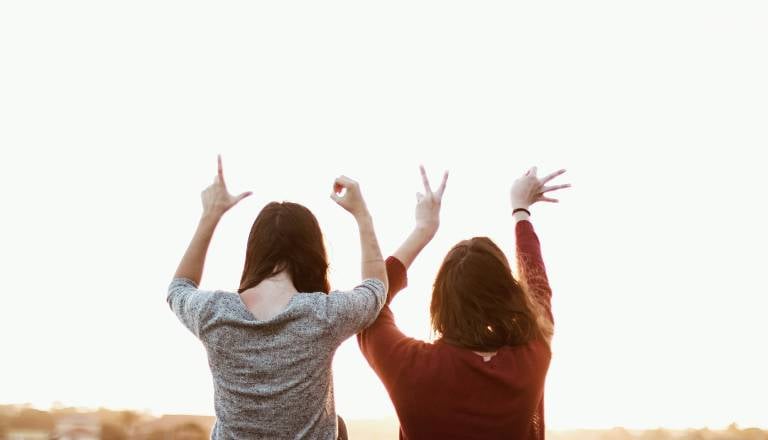 Bo petek 13 prinesel čudeže ali kaos? Poglejte, kaj pravi vaše znamenje