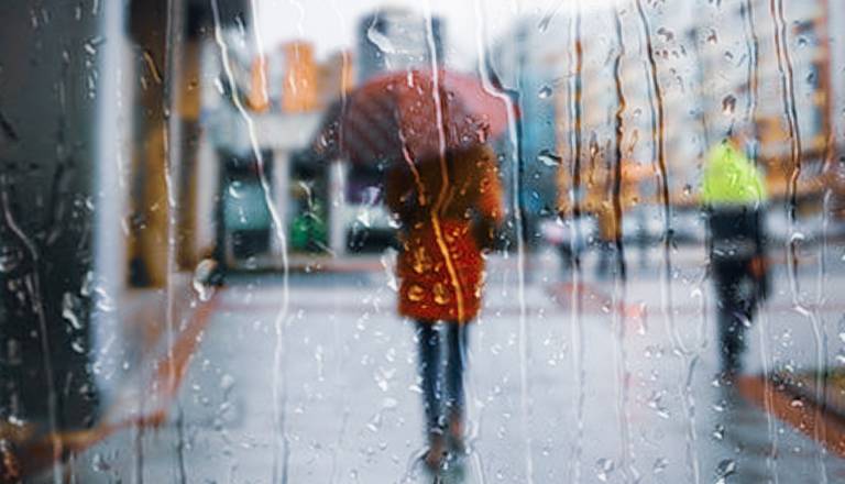Nestanovitno vreme bo vztrajalo v popoldanskih in nočnih urah