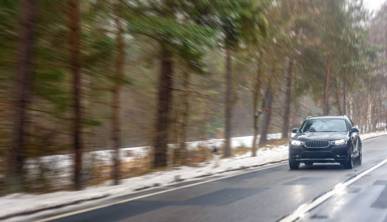 V Kašlju si želijo stacionarni radar: Hitri vozniki in 'driftanje' v coni 30