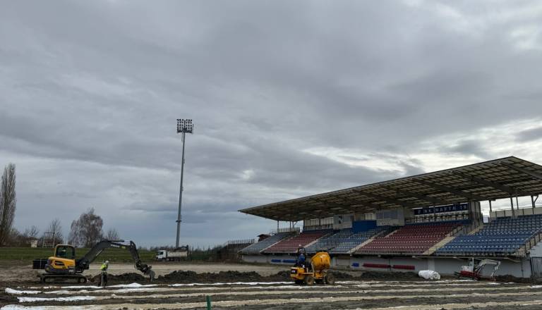 Lendavski stadion sredi velike prenove, tako izgleda stanje na terenu