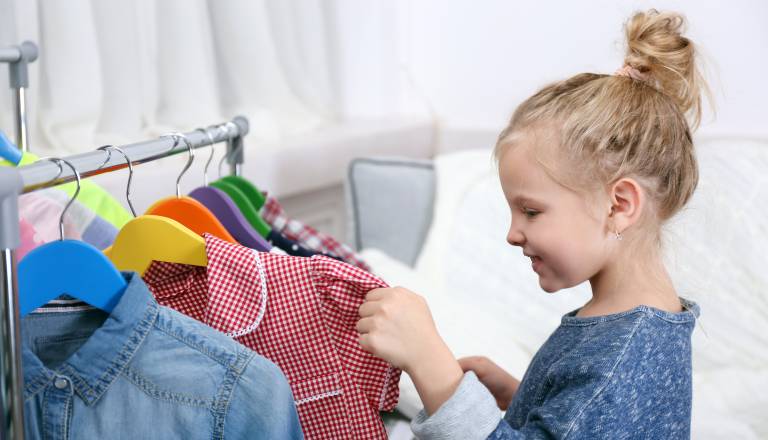 V teku zbiranje oblačil in potrebščin za družino v stiski