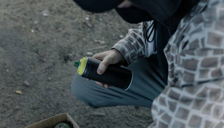 Zavržno dejanje v Dražgošah: To so naredili s spomenikom, policija išče storilca