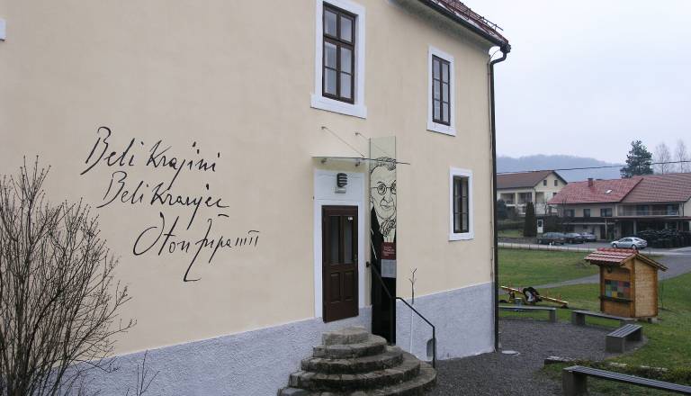 Spominska hiša Otona Župančiča zaprta, čaka jo več kot milijon evrov vredna obnova