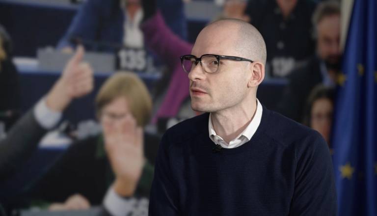 Manj socialne varnosti pomeni več prostora za skrajnosti, opozarja Matej Tašner Vatovec