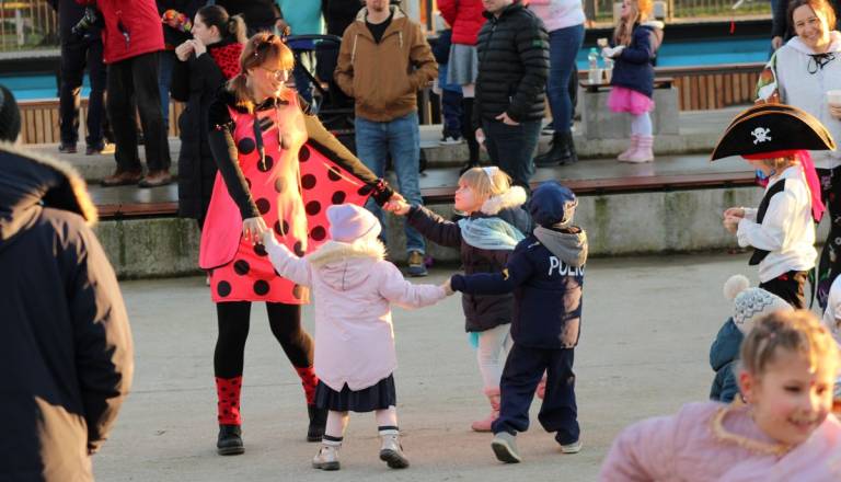 FOTO in VIDEO: V Radencih pripravili otroško pustno rajanje