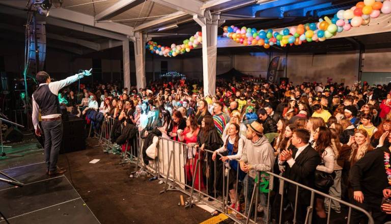 Kam ta konec tedna? V Pomurju med kulturo, Fašenkom, pohodi in večernimi koncerti