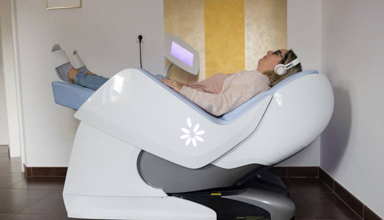 Holistični center Karnion predstavil prelomno antistresno tehnologijo