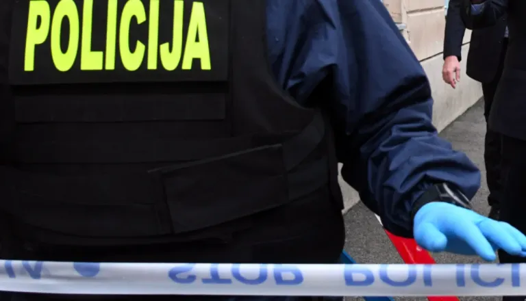 Na območju Ljutomera odkrili dve mrtvi osebi, ena je žrtev kaznivega dejanja