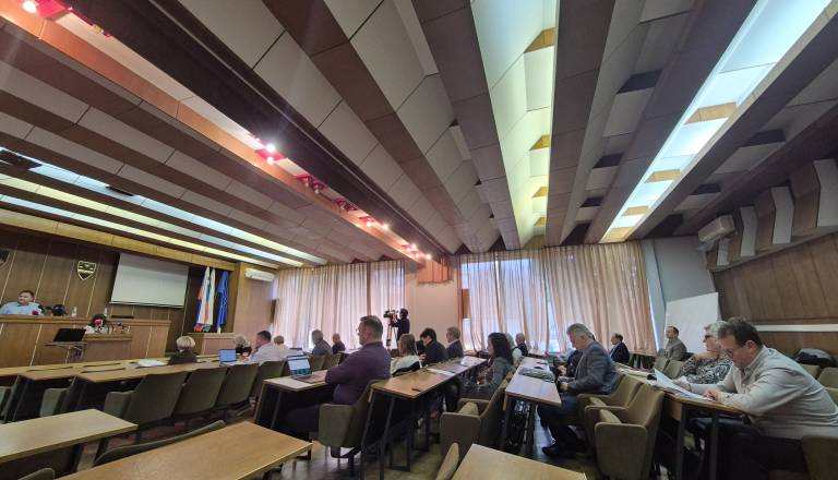 Valerija Mes Forjan potrjena za direktorico soboškega javnega zavoda, imenovani tudi novi predstavniki v svet Osnovne šole Bakovci