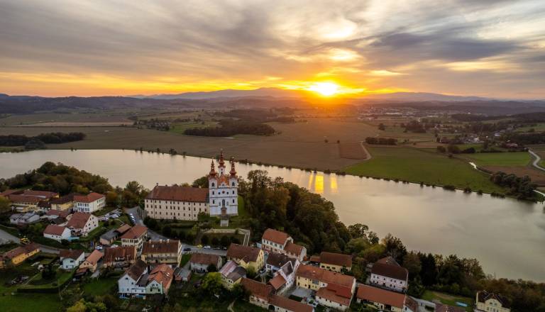 Spor v štajerski občini: Župan javno objavil sporočila nekdanjega župana
