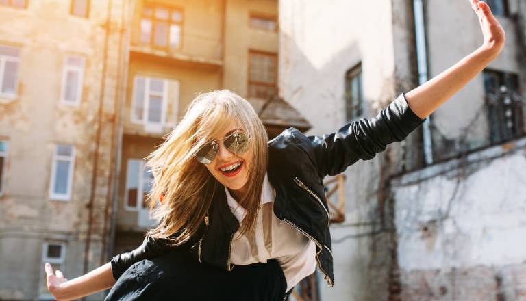 Device, previdno pri pričakovanjih