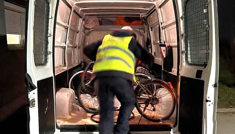 Imate doma staro kolo? V Ljubljani z njim pomagajo otrokom, migrantom in starejšim 