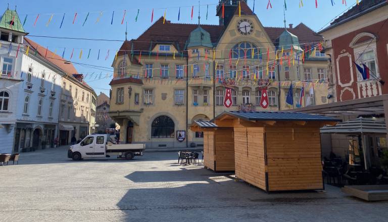 Koliko so bili pripravljeni plačati gostinci? Najvišja ponudba za hiško v času Kurentovanja na Ptuju