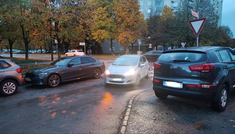 Stanovalci Fužin na preži – župan Janković napovedal plačljivo parkiranje