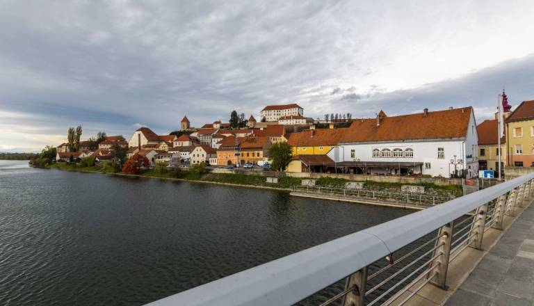 Turistični vodniki praznujejo: Brezplačna vodenja po Ptuju in okolici