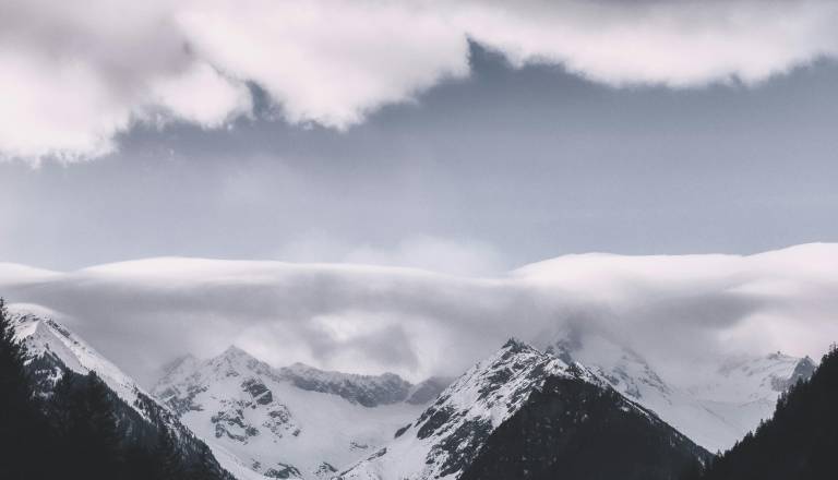 Snežni plazovi v Avstriji od petka zahtevali sedem življenj