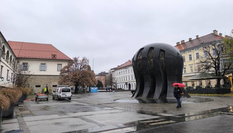 Župan Arsenovič po uspešni sezoni drsališča: Trg svobode bomo obnovili