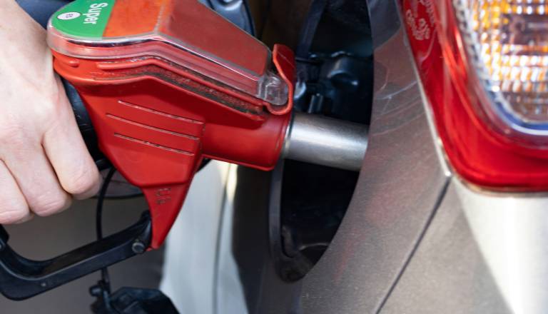 Koliko več boste odšteli? Od jutri nove cene goriv