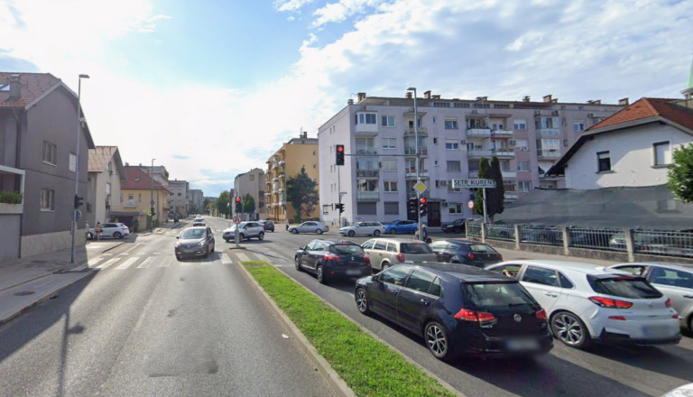 Križišče v Šiški postaja 'loterija' za voznike, Janković razkriva, kako zavijati varno