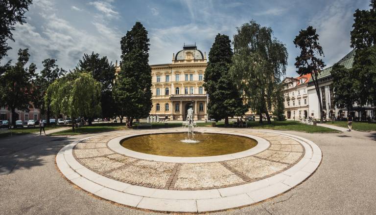 Volitve za rektorja Univerze v Mariboru, Mitja Slavinec: Resno razmišljam o kandidaturi