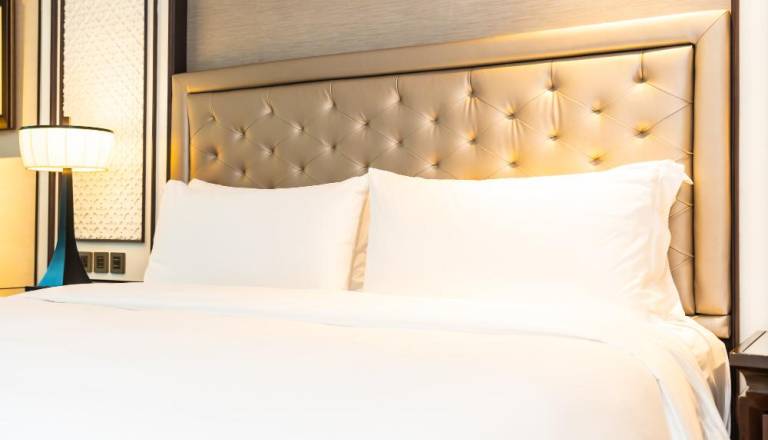 Satenasta ali bombažna posteljnina – katera je prava izbira za vas