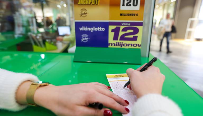 Sreča na strani igralca: Eurojackpot nagrada v Sloveniji