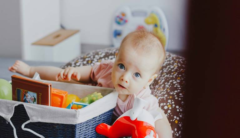 Opozorilo za starše, odpoklicali dudi in igrače