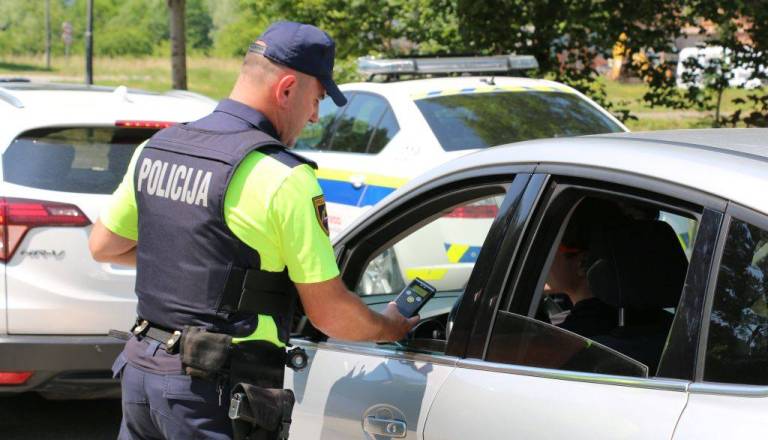 Ptujčan zaradi tega ostal brez avtomobila in vozniškega dovoljenja