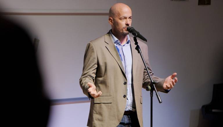 Škofjeloški župan Radinja za novorojenčke: »Imam lepo novico!«